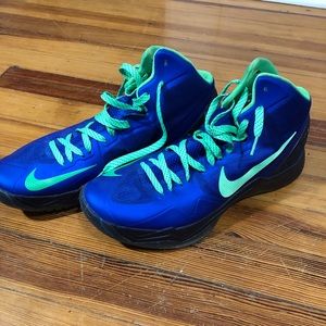 Men’s Nike hyper distributor